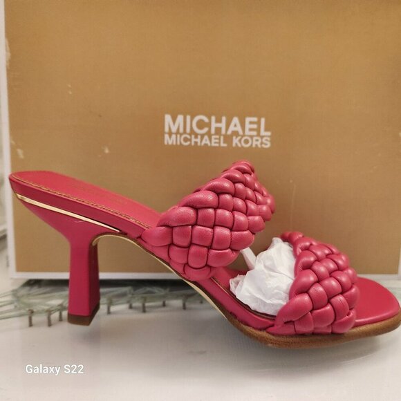 Michael Kors "Amelia" Rubin Red Heeled sandals. NIB. Size 7 - Picture 2 of 11